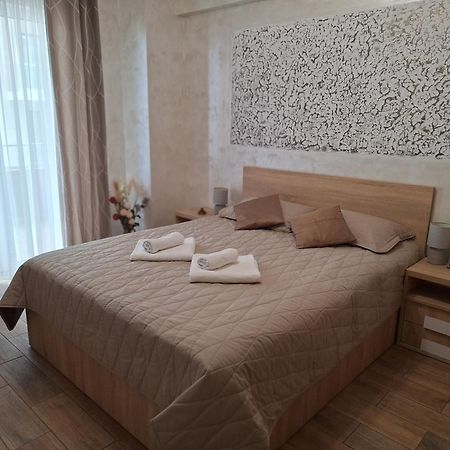 Ayka Apartment Mamaia Exterior photo