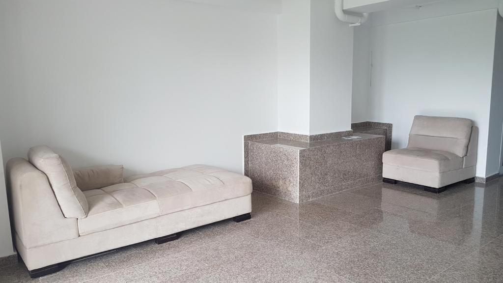 Ayka Apartment Mamaia Exterior photo